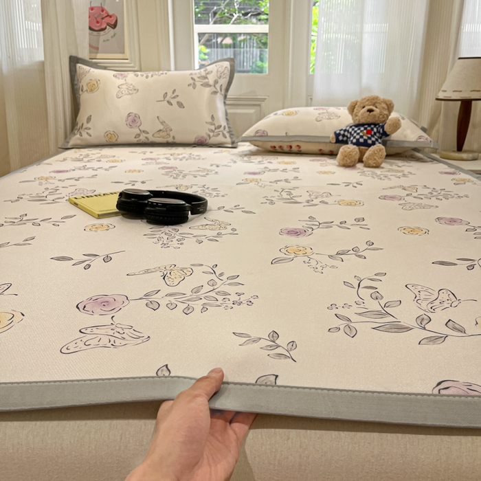 慕澄家纺 2025新款小清新萌宠系列碳光冰丝凉席 花间