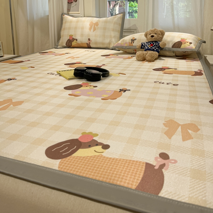 91家纺网 家纺一手货源 找家纺 慕澄家纺 2025新款小清新萌宠系列碳光冰丝凉席 欢乐犬