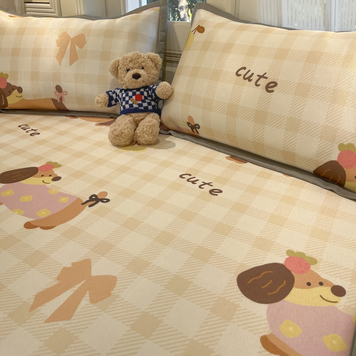 91家纺网 家纺一手货源 找家纺 慕澄家纺 2025新款小清新萌宠系列碳光冰丝凉席 欢乐犬