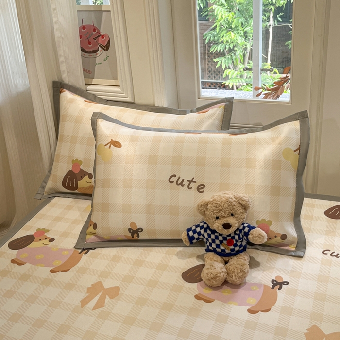 91家纺网 家纺一手货源 找家纺 慕澄家纺 2025新款小清新萌宠系列碳光冰丝凉席 欢乐犬