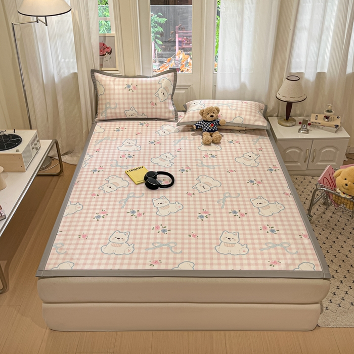 91家纺网 家纺一手货源 找家纺 慕澄家纺 2025新款小清新萌宠系列碳光冰丝凉席 西高地