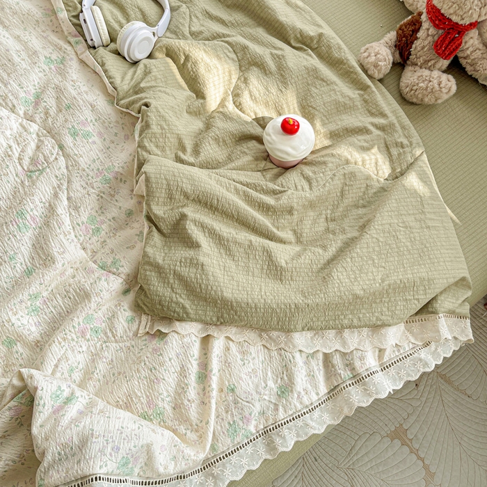 91家纺网 家纺一手货源 找家纺 恋之语 2025春夏新款云感全棉纯棉花边款夏被夏凉被空调被四件套套件 微凉薄荷