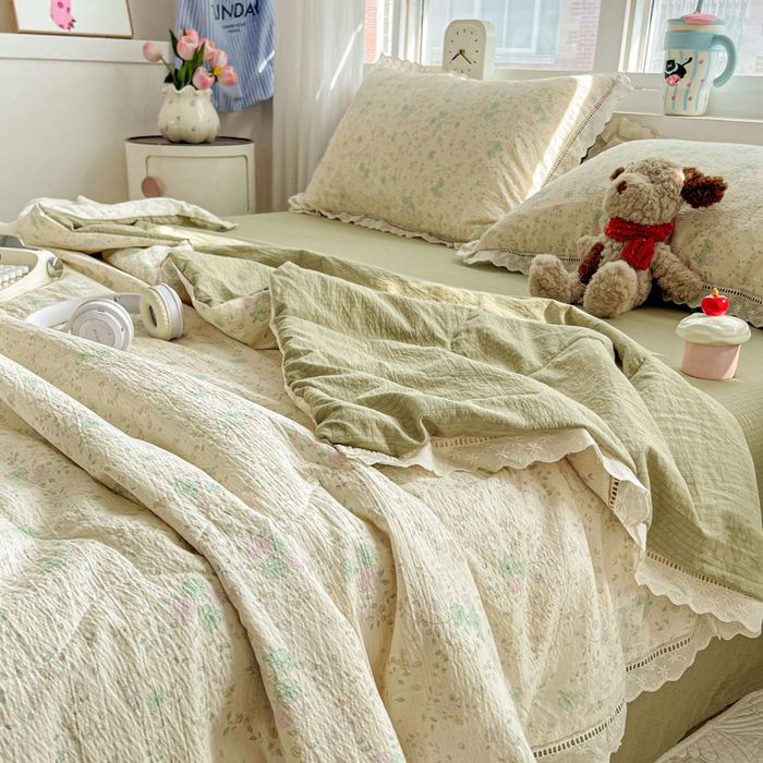91家纺网 家纺一手货源 找家纺 恋之语 2025春夏新款云感全棉纯棉花边款夏被夏凉被空调被四件套套件 微凉薄荷