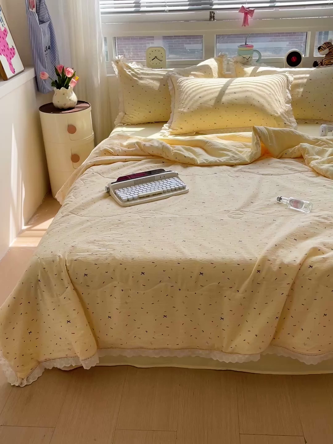 91家纺网 家纺一手货源 找家纺 恋之语 2025春夏新款云感全棉纯棉花边款夏被夏凉被空调被四件套套件 芝士奶酪