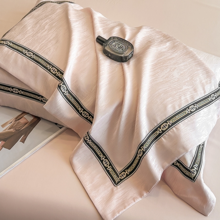 91家纺网 家纺一手货源 找家纺 帝王家纺 2025新款轻奢风双面水洗天丝提花刺绣四件套 藕粉