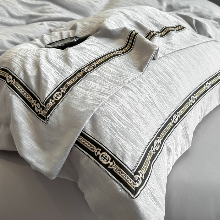 91家纺网 家纺一手货源 找家纺 帝王家纺 2025新款轻奢风双面水洗天丝提花刺绣四件套 浅灰