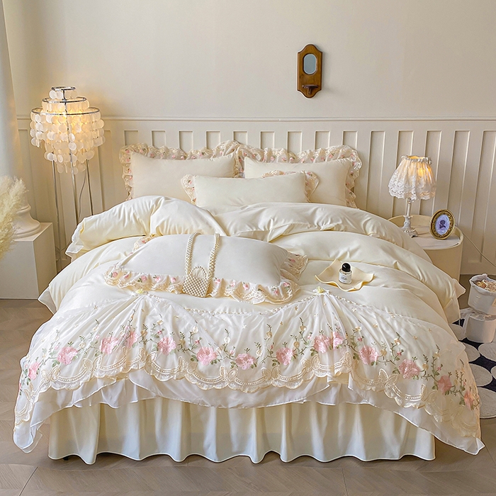 91家纺网 家纺一手货源 找家纺 富宁家纺 2025新款高端时尚大红色婚庆刺绣木锦棉四件套【提供买家秀】花开浪漫