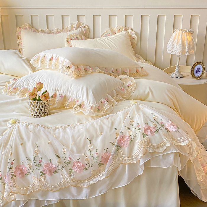 91家纺网 家纺一手货源 找家纺 （总）富宁2025新款水洗亲肤棉雪纺蕾丝刺绣床裙床笠三件套四件套