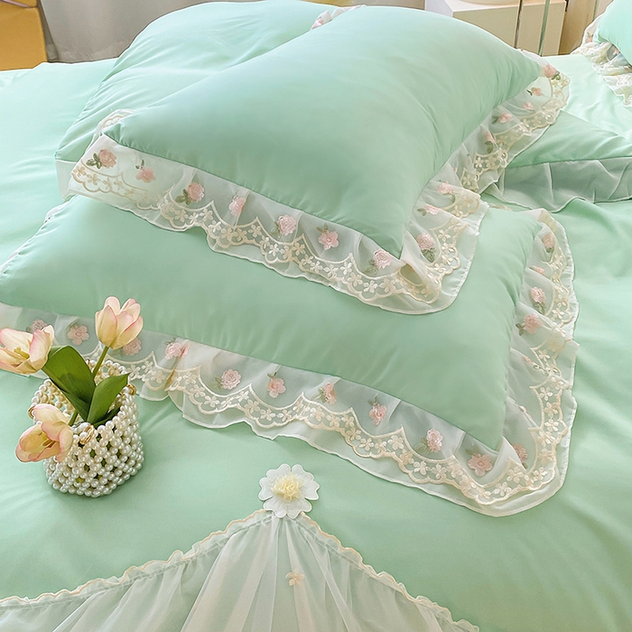 91家纺网 家纺一手货源 找家纺 富宁2025新款水洗亲肤棉雪纺蕾丝刺绣床裙床笠三件套四件套 潘多拉-绿