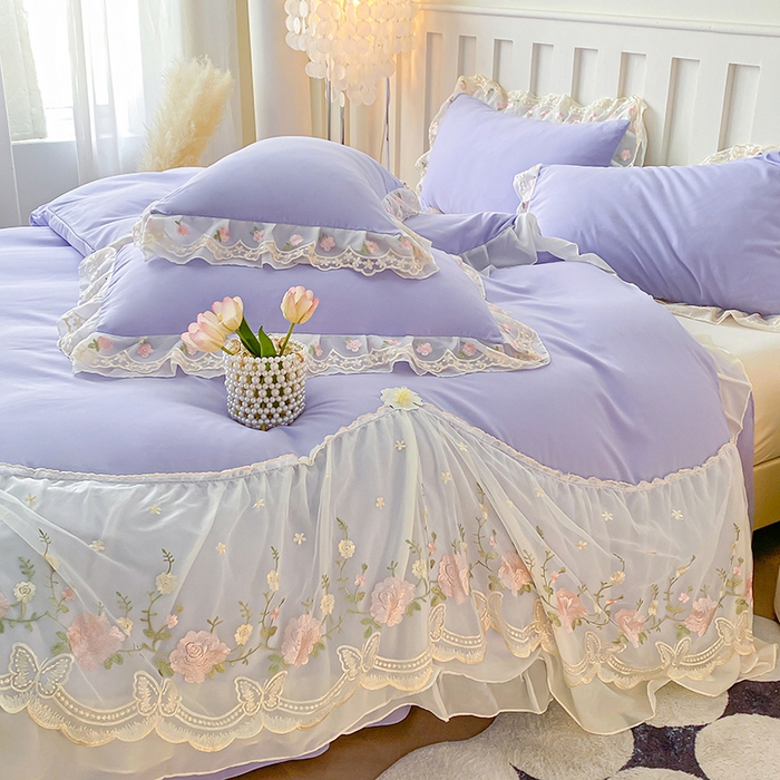 91家纺网 家纺一手货源 找家纺 富宁2025新款水洗亲肤棉雪纺蕾丝刺绣床裙床笠三件套四件套 潘多拉-紫