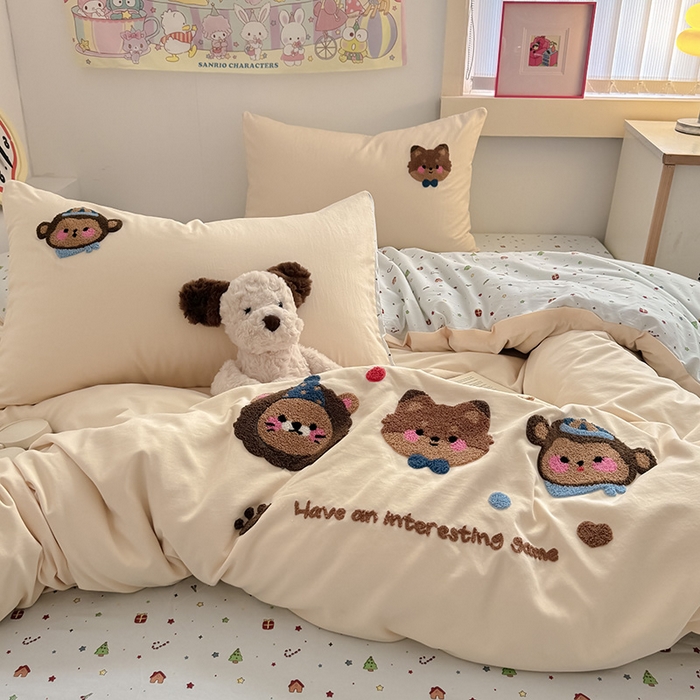 91家纺网 家纺一手货源 找家纺 沃朴家居 2025春夏新款亲肤水洗棉毛巾绣四件套 动物乐园