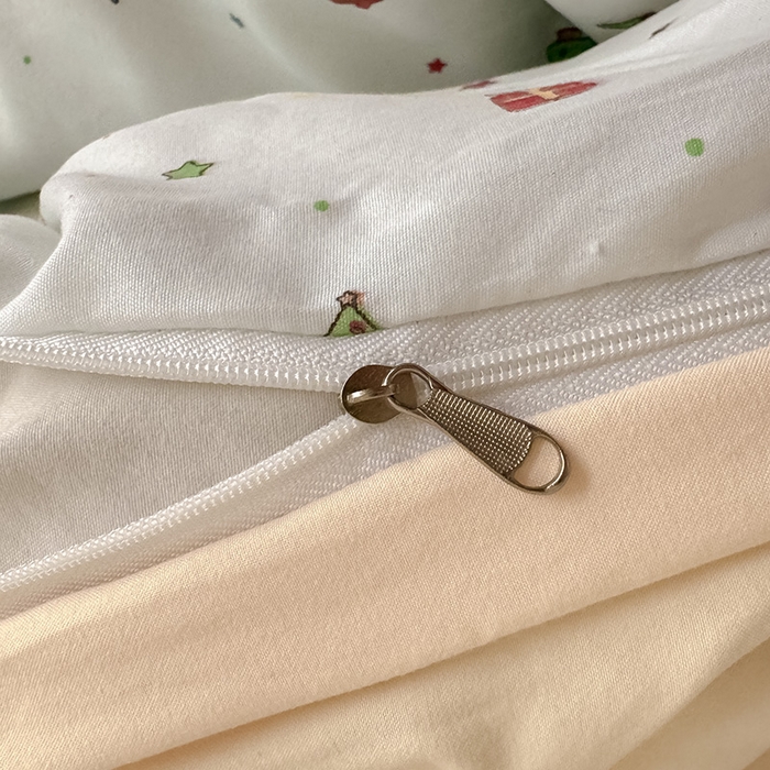 91家纺网 家纺一手货源 找家纺 沃朴家居 2025春夏新款亲肤水洗棉毛巾绣四件套 动物乐园