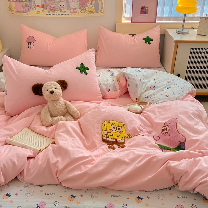 91家纺网 家纺一手货源 找家纺 沃朴家居 2025春夏新款亲肤水洗棉毛巾绣四件套 海宝派派