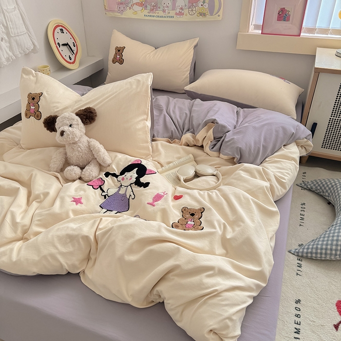 91家纺网 家纺一手货源 找家纺 沃朴家居 2025春夏新款亲肤水洗棉毛巾绣四件套 花朵女孩