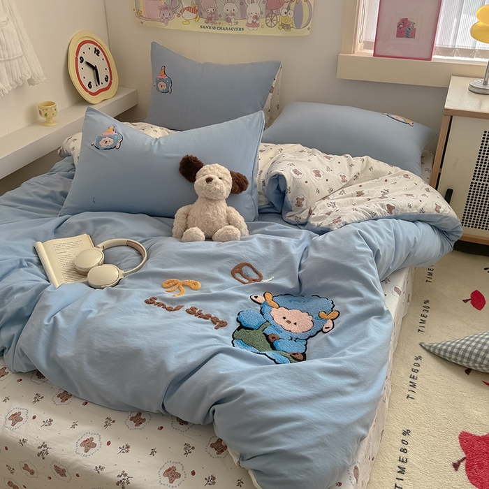 91家纺网 家纺一手货源 找家纺 沃朴家居 2025春夏新款亲肤水洗棉毛巾绣四件套 小萌羊