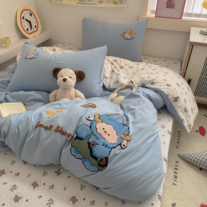 91家纺网 家纺一手货源 找家纺 沃朴家居 2025春夏新款亲肤水洗棉毛巾绣四件套 小萌羊