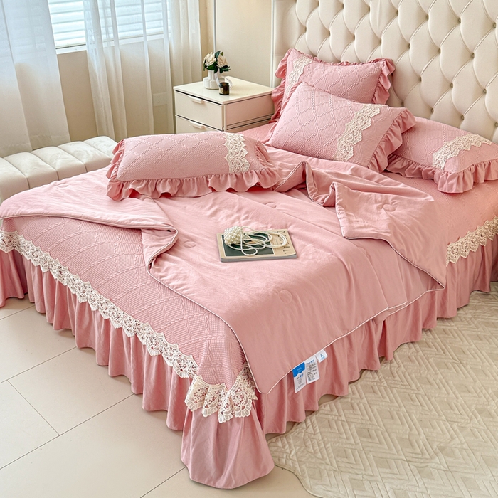 91家纺网 家纺一手货源 找家纺 米可 2025新款PE凉豆豆米拉系列凉席夏被三件套 米拉-豆沙