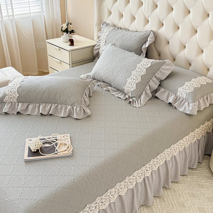 91家纺网 家纺一手货源 找家纺 米可 2025新款PE凉豆豆米拉系列凉席夏被三件套 米拉-灰色