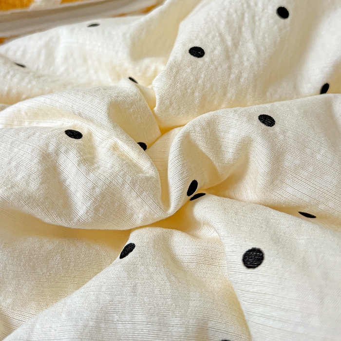 91家纺网 家纺一手货源 找家纺 水木坊 2025春夏新款A云感皱皱纱黑花边夏被夏凉被空调被（含买家秀） 邂逅-米波点