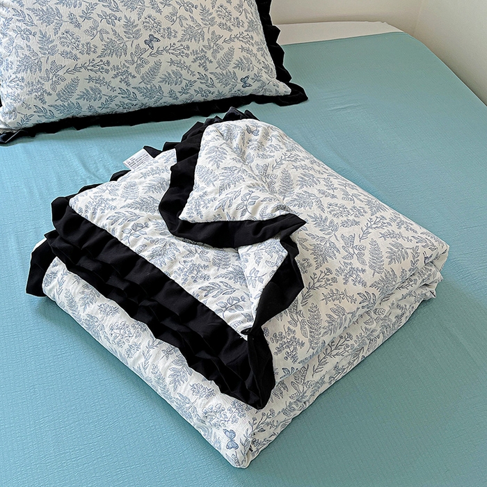 91家纺网 家纺一手货源 找家纺 水木坊 2025春夏新款A云感皱皱纱黑花边夏被夏凉被空调被（含买家秀） 邂逅-草木人间