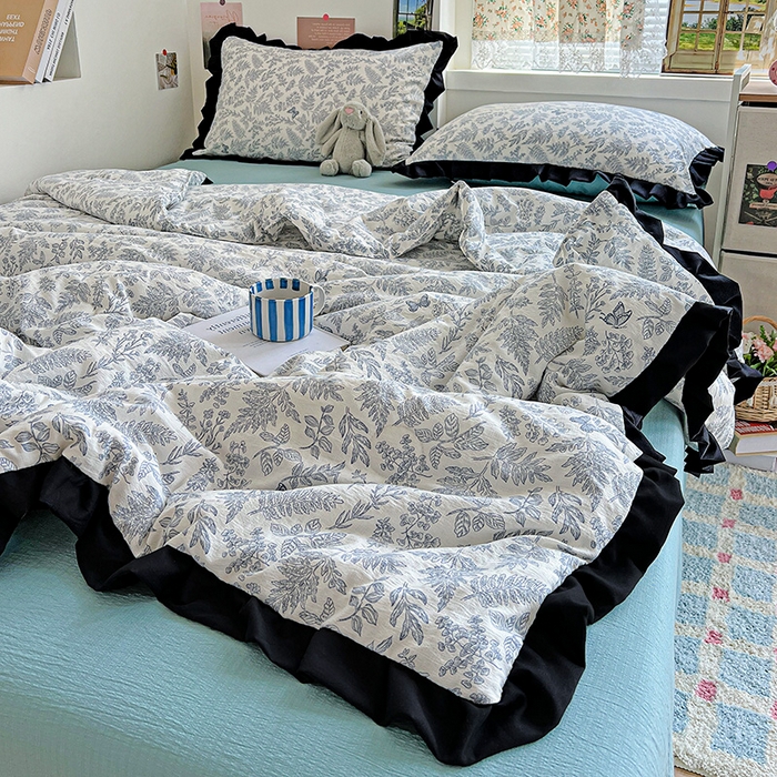 91家纺网 家纺一手货源 找家纺 水木坊 2025春夏新款A云感皱皱纱黑花边夏被夏凉被空调被（含买家秀） 邂逅-草木人间