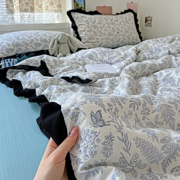 91家纺网 家纺一手货源 找家纺 水木坊 2025春夏新款A云感皱皱纱黑花边夏被夏凉被空调被（含买家秀） 邂逅-草木人间