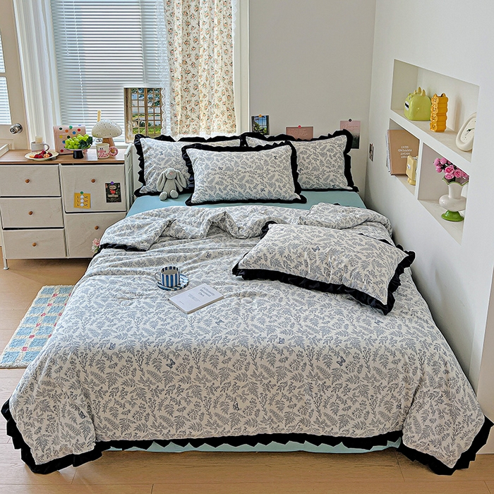 91家纺网 家纺一手货源 找家纺 水木坊 2025春夏新款A云感皱皱纱黑花边夏被夏凉被空调被（含买家秀） 邂逅-草木人间