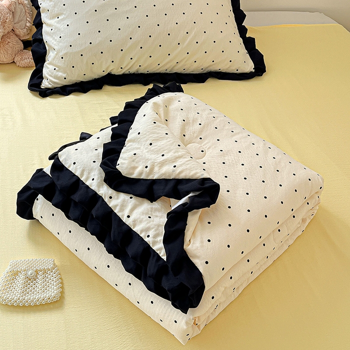 91家纺网 家纺一手货源 找家纺 水木坊 2025春夏新款A云感皱皱纱黑花边夏被夏凉被空调被（含买家秀） 邂逅-米波点