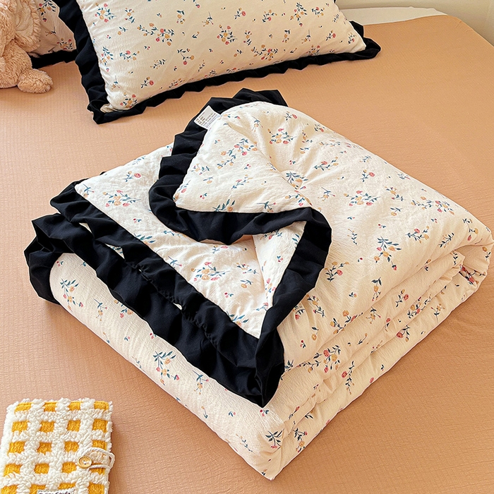 91家纺网 家纺一手货源 找家纺 水木坊 2025春夏新款A云感皱皱纱黑花边夏被夏凉被空调被（含买家秀） 邂逅-春风十里