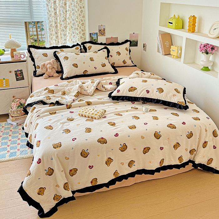 91家纺网 家纺一手货源 找家纺 水木坊 2025春夏新款A云感皱皱纱黑花边夏被夏凉被空调被（含买家秀） 邂逅-奇妙小熊 咖