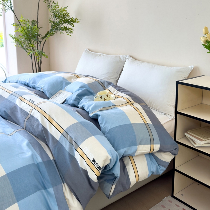 91家纺网 家纺一手货源 找家纺 新款12868全棉学生宿舍三件套卡通纯棉四件套 方格城市