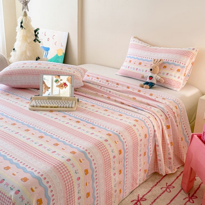 91家纺网 家纺一手货源 找家纺 温眠家纺 2025春夏新款A类云感棉双层纱床单单床单枕套三件套 草莓蛋糕