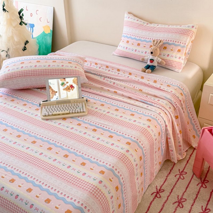 91家纺网 家纺一手货源 找家纺 温眠家纺 2025春夏新款A类云感棉双层纱床单单床单枕套三件套 草莓蛋糕