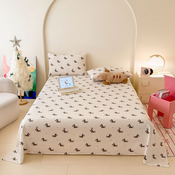 91家纺网 家纺一手货源 找家纺 温眠家纺 2025春夏新款A类云感棉双层纱床单单床单枕套三件套 腊肠狗