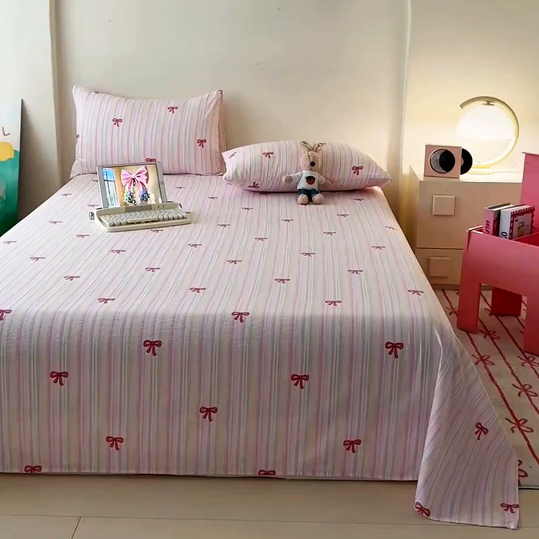 91家纺网 家纺一手货源 找家纺 温眠家纺 2025春夏新款A类云感棉双层纱床单单床单枕套三件套 蝴蝶结