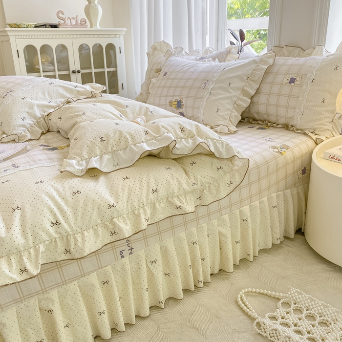 91家纺网 家纺一手货源 找家纺 皇谱家纺 2025新款A类有氧木棉床裙四件套 奶咖熊