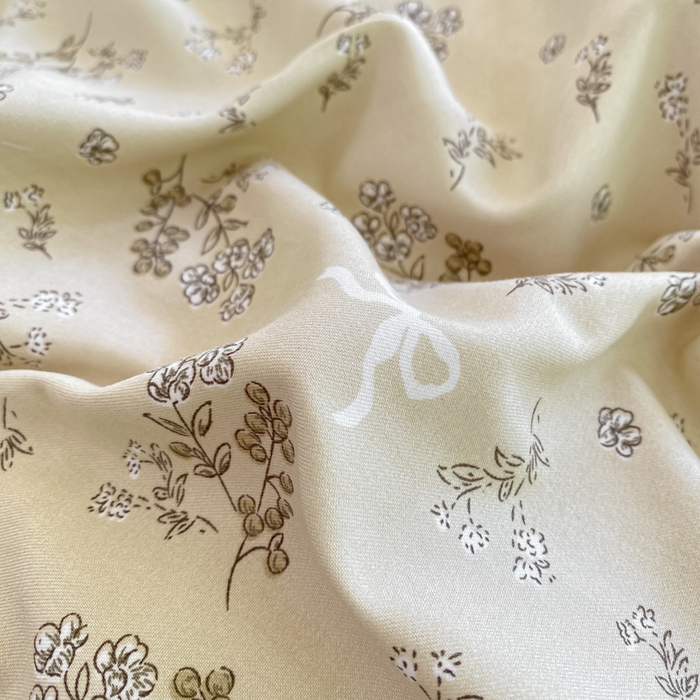 91家纺网 家纺一手货源 找家纺 皇谱家纺 2025新款A类有氧木棉床裙四件套 时光剪影-黄