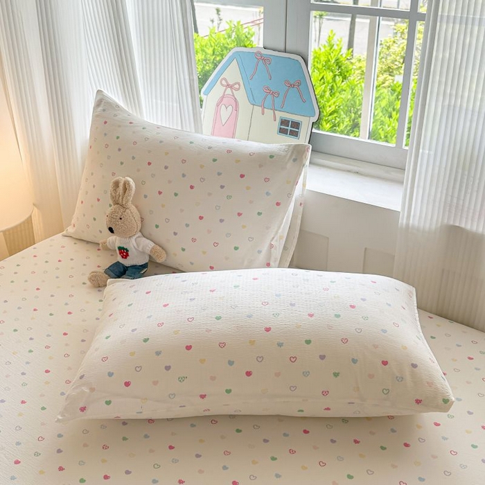 91家纺网 家纺一手货源 找家纺 温眠家纺 2025春夏新款A类云感棉双层纱床笠单床笠枕套三件套 浪漫邂逅