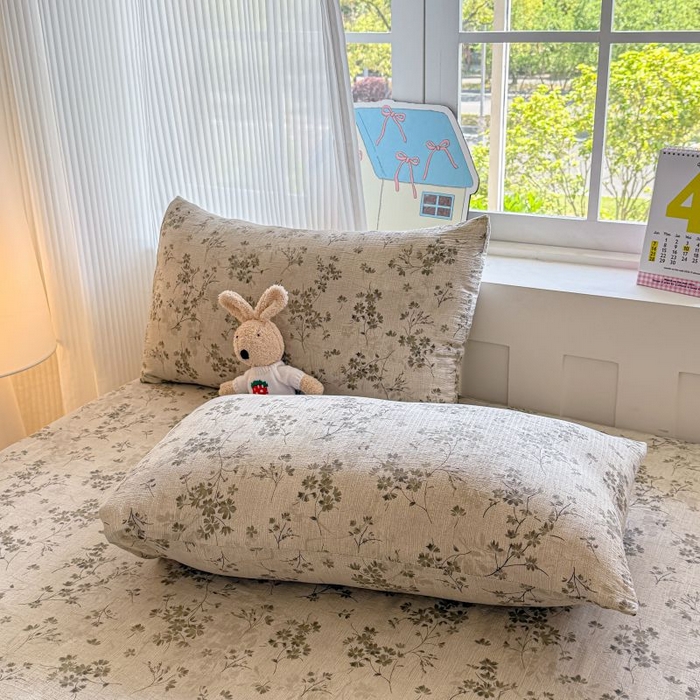 91家纺网 家纺一手货源 找家纺 温眠家纺 2025春夏新款A类云感棉双层纱床笠单床笠枕套三件套 秋风萧瑟