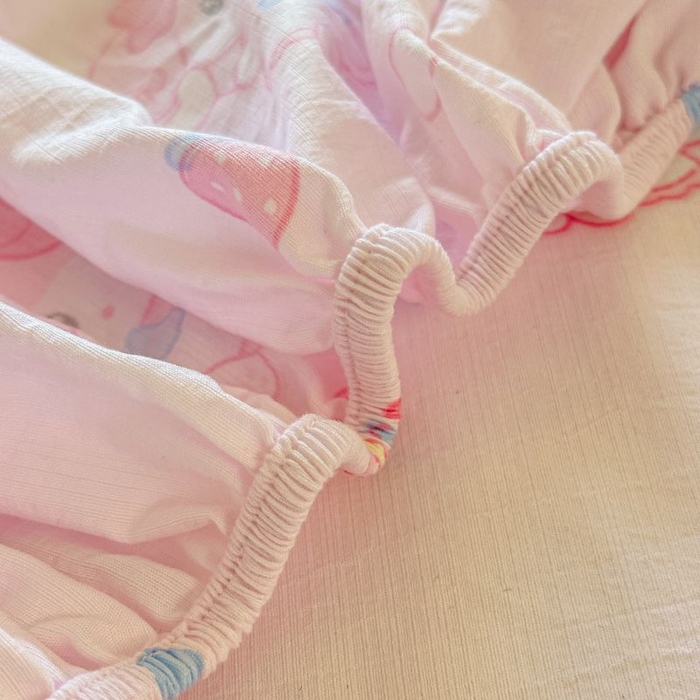 91家纺网 家纺一手货源 找家纺 温眠家纺 2025春夏新款A类云感棉双层纱床笠单床笠枕套三件套 莓乐蒂