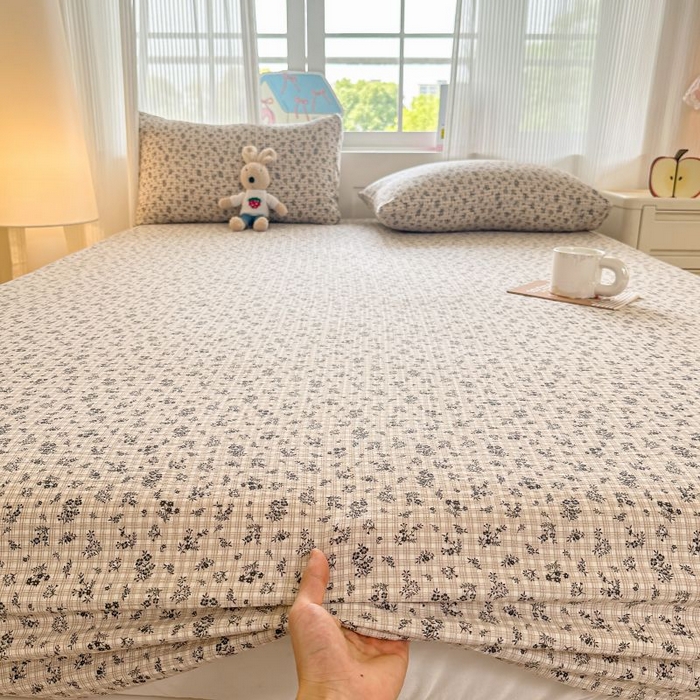 91家纺网 家纺一手货源 找家纺 温眠家纺 2025春夏新款A类云感棉双层纱床笠单床笠枕套三件套 失约温柔