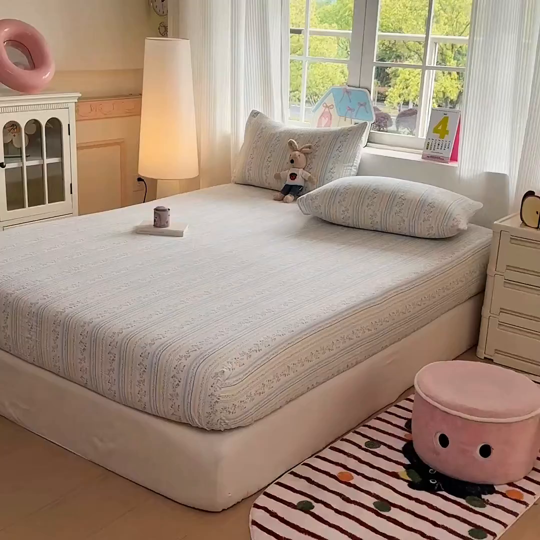 91家纺网 家纺一手货源 找家纺 温眠家纺 2025春夏新款A类云感棉双层纱床笠单床笠枕套三件套 洛克庄园