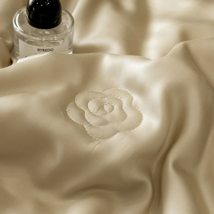 91家纺网 家纺一手货源 找家纺 安妮家居 2025新款莱赛尔天丝CoCo小香夏被子被芯夏凉被空调被 大麦色