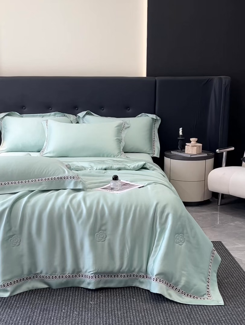 91家纺网 家纺一手货源 找家纺 安妮家居 2025新款莱赛尔天丝CoCo小香夏被子被芯夏凉被空调被 莫迪兰绿