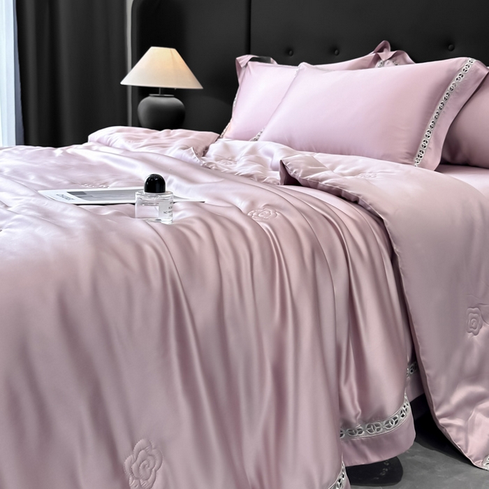 91家纺网 家纺一手货源 找家纺 安妮家居 2025新款莱赛尔天丝CoCo小香夏被子被芯夏凉被空调被 香芋紫