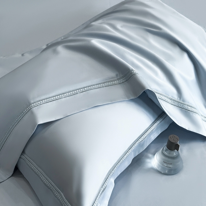 91家纺网 家纺一手货源 找家纺 安妮家居2025新款全棉A类镂空秘境四件套 秘境-蔚蓝