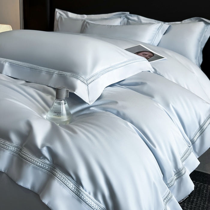 91家纺网 家纺一手货源 找家纺 安妮家居2025新款全棉A类镂空秘境四件套 秘境-蔚蓝