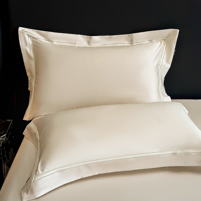 91家纺网 家纺一手货源 找家纺 安妮家居2025新款全棉A类镂空秘境四件套 秘境-象牙白