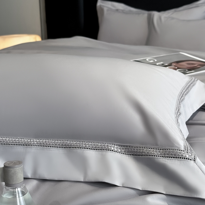 91家纺网 家纺一手货源 找家纺 安妮家居2025新款全棉A类镂空秘境四件套 秘境-银河灰