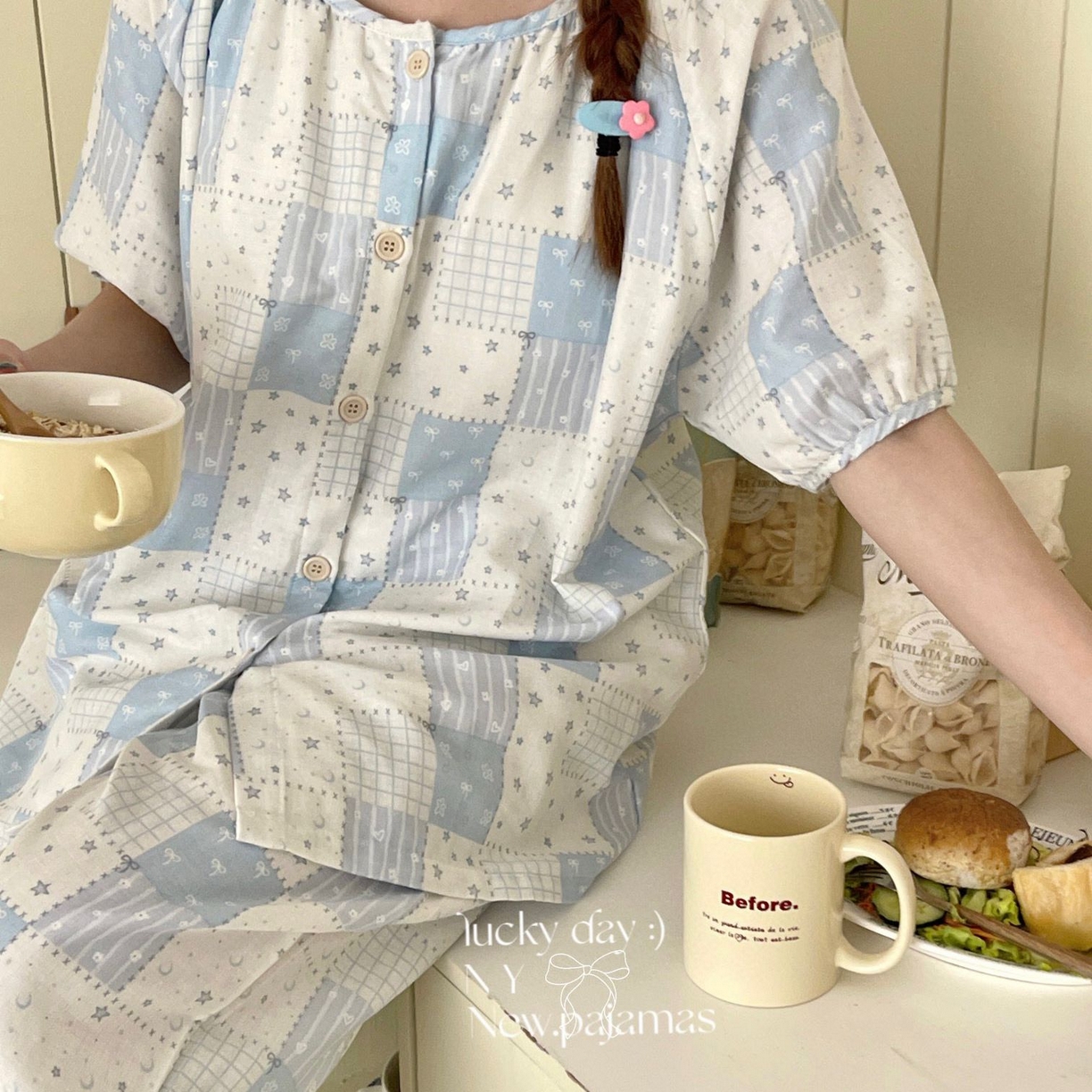 91家纺网 家纺一手货源 找家纺 纽约生活 有氧纱韩系家居服圆领短袖长裤自带胸垫套装 星空蓝